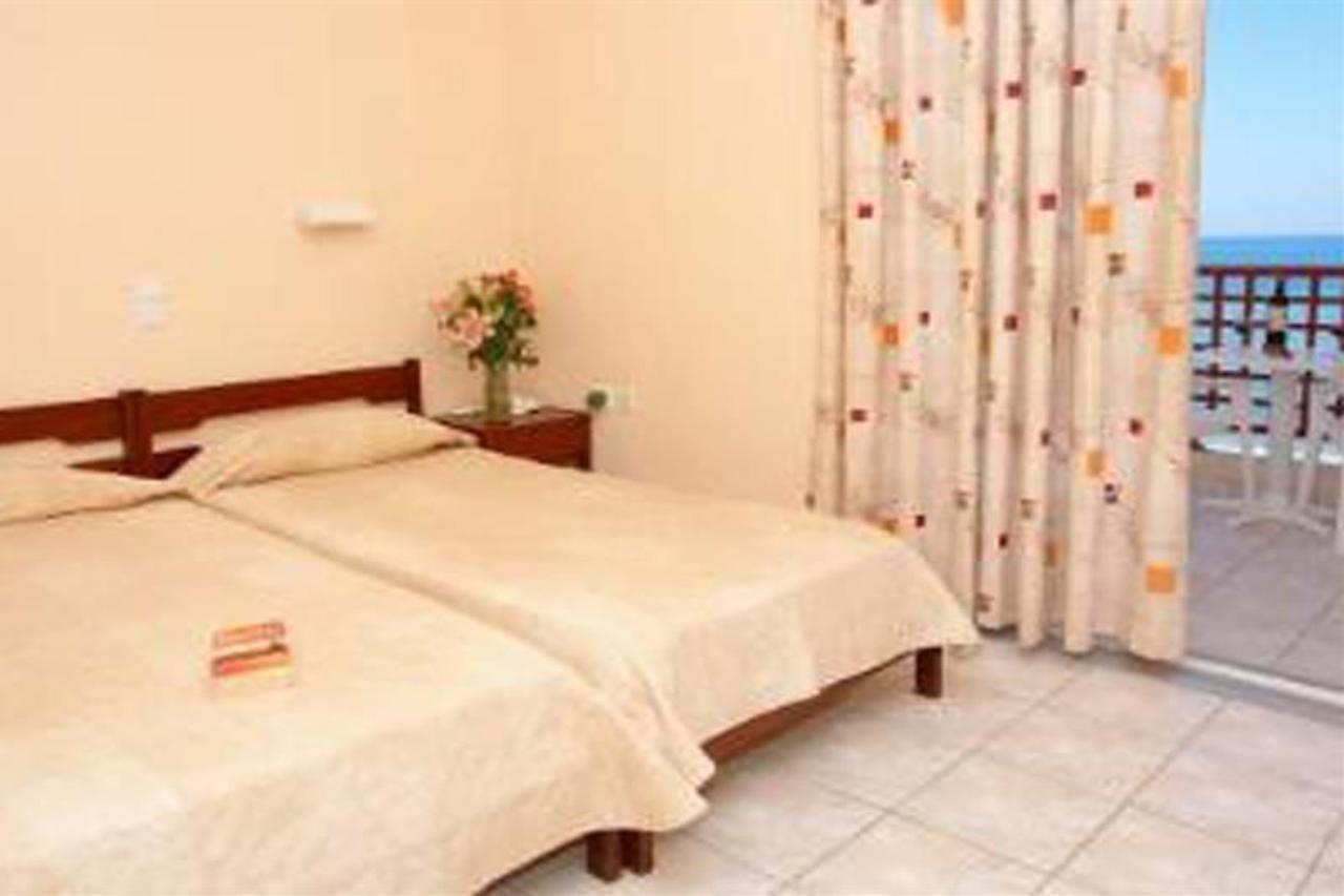 Danaos Beach Apartments Sfakaki Luaran gambar