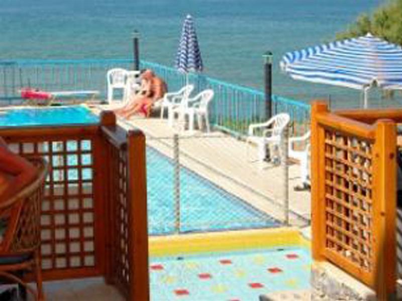 Danaos Beach Apartments Sfakaki Luaran gambar